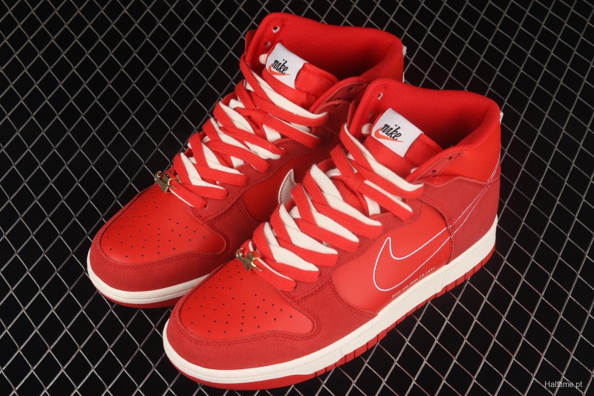 NIKE DUNK High First Use Christmas red SB rebound fashion high top casual board shoes DH0960-600