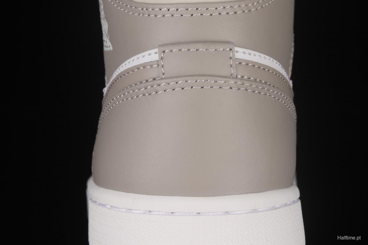 Air Jordan 1 Mid grey middle-top basketball shoes of the Central Asian Hemp College 554724-082