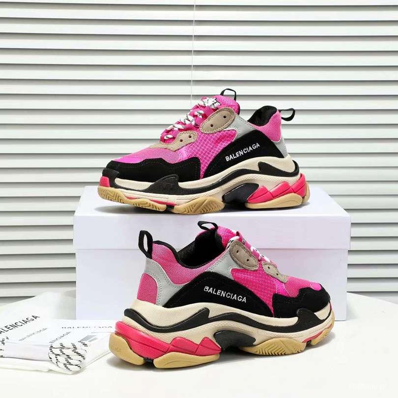 Men/Women Balenciaga Triple S Clear Sole Pink/Black Sneaker Item 6380340