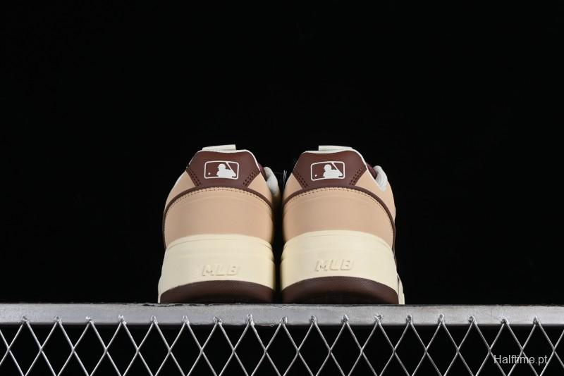 MLB Chunky Liner Basic New York Yankees Thick Sole Casual Sneakers with 6cm Height Increase - 3ASXCA12N43BGS